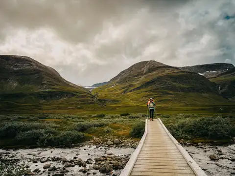 Climbing to Tjäktja